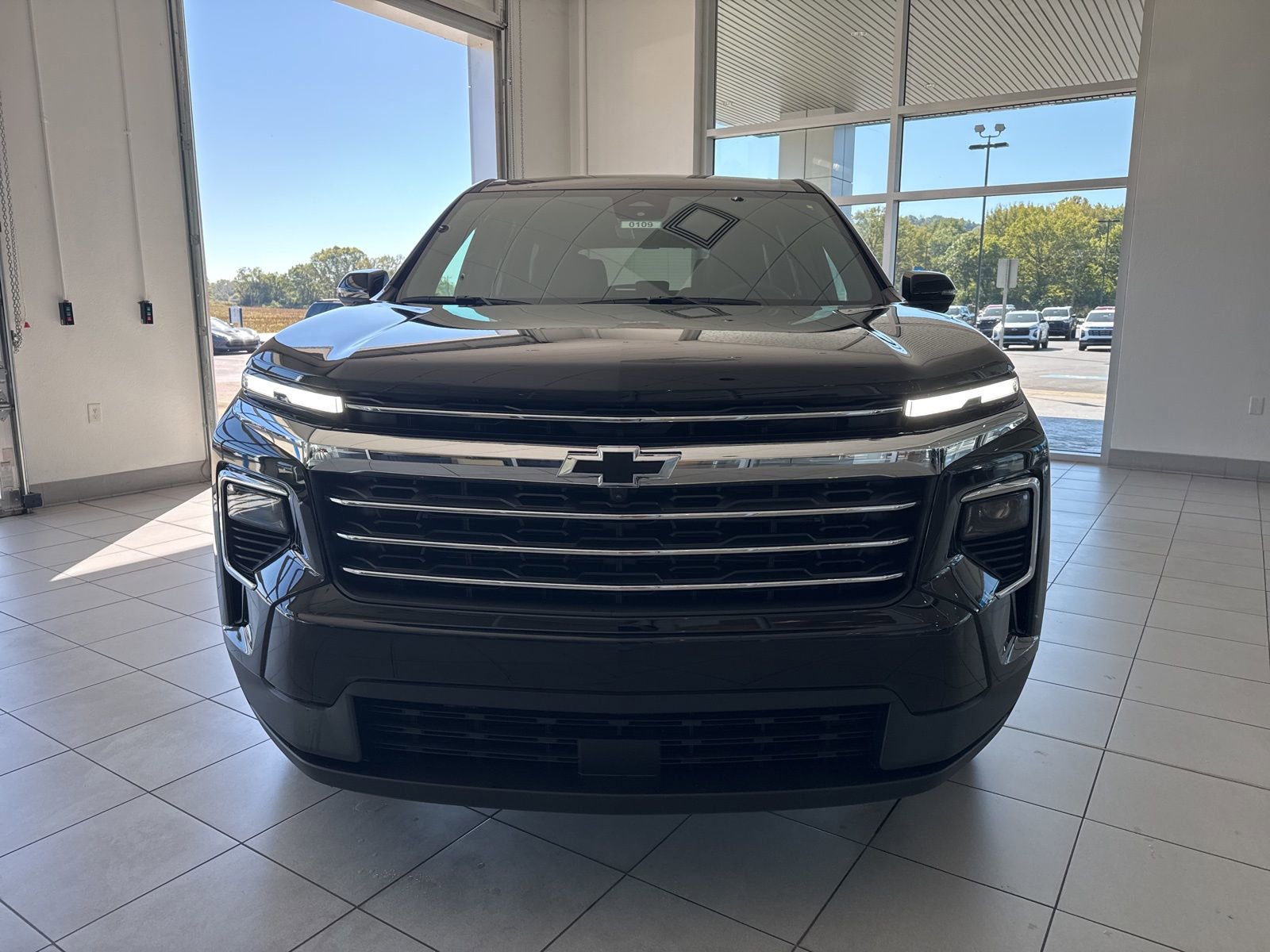 New 2026 Chevrolet Traverse LT w/ Driver Confidence Package image 2