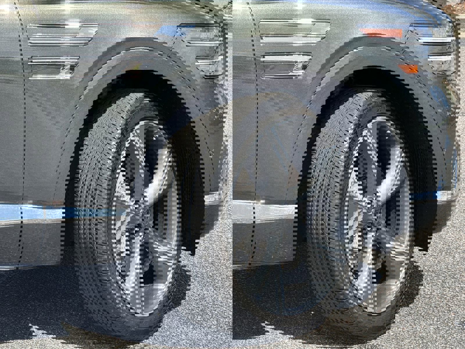 Used 2025 Genesis GV80 3.5T Prestige image 12