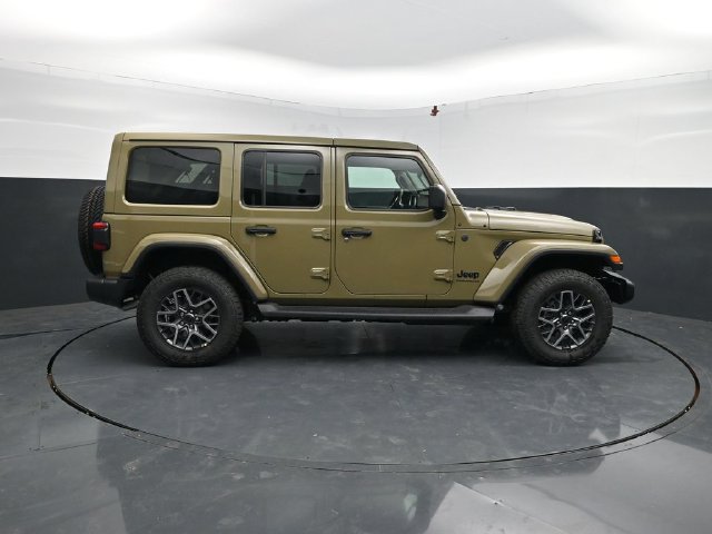 New 2026 Jeep Wrangler Unlimited Sahara AWD/4WD image 11