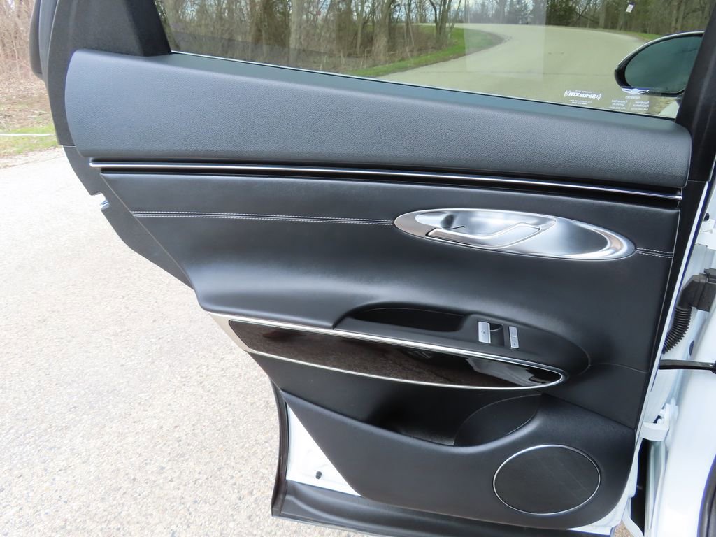Used 2025 Genesis GV70 2.5T image 26