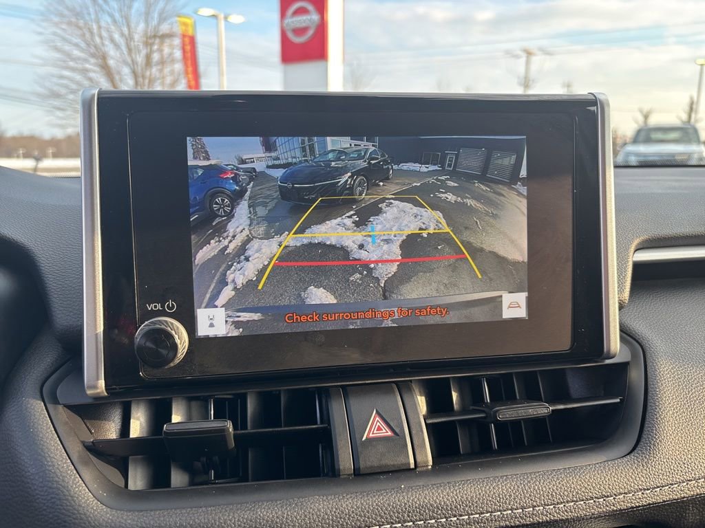 Used 2023 Toyota RAV4 XLE w/ Convenience Package image 15