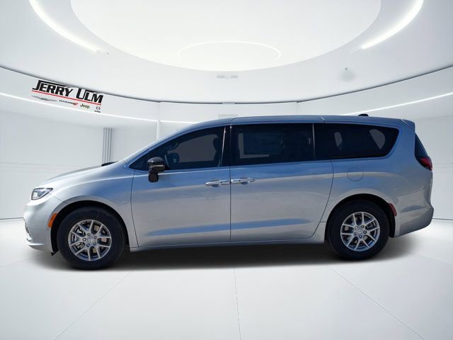 New 2026 Chrysler Pacifica Select FWD image 6