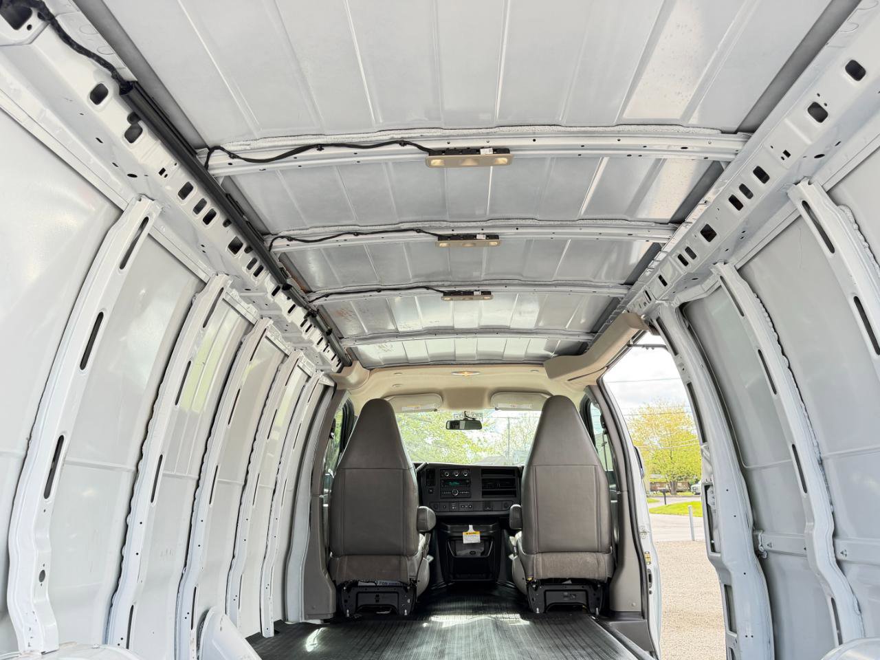 Used 2025 Chevrolet Express 2500 Extended w/ Driver Convenience Package RWD image 27