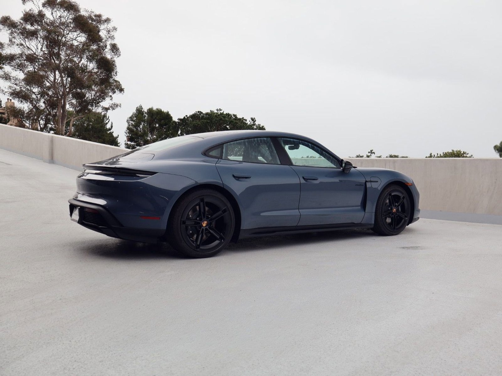 New 2026 Porsche Taycan image 8