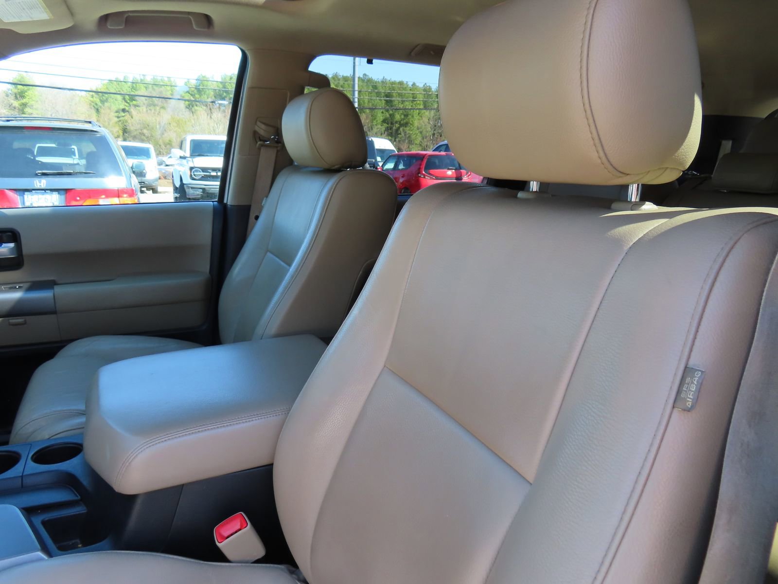 Used 2015 Toyota Sequoia Limited image 34