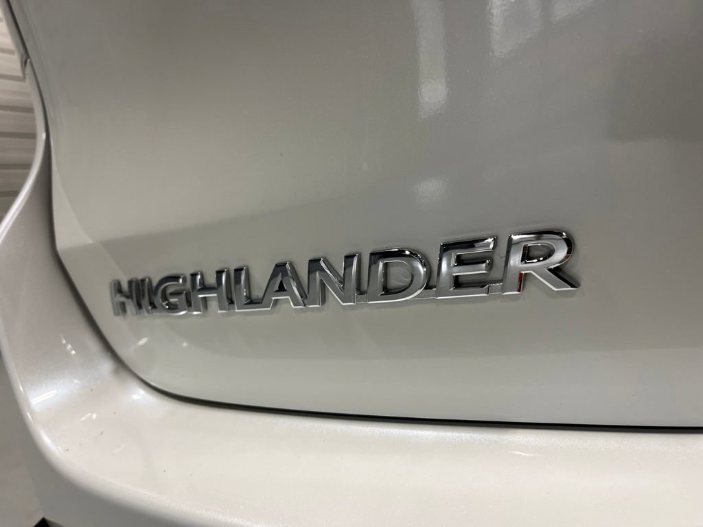 Used 2019 Toyota Highlander XLE AWD/4WD image 44