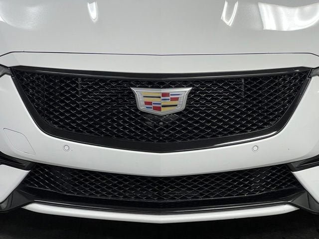Certified 2023 Cadillac CT5 V w/ Platinum Package RWD image 9