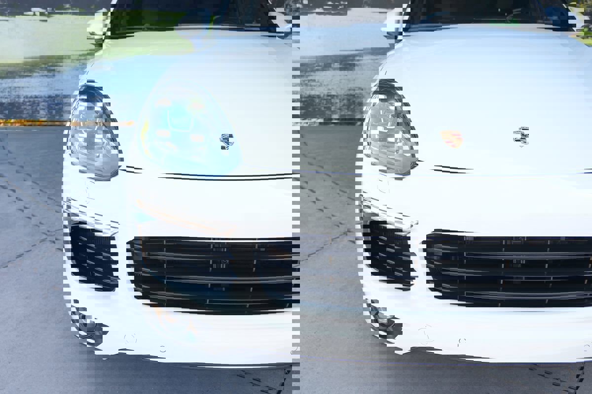 Used 2017 Porsche Cayenne S image 45