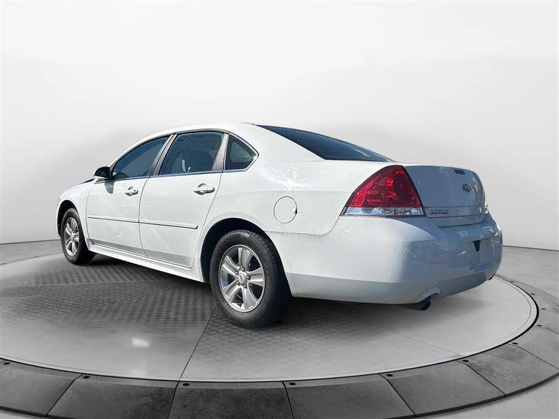 Used 2016 Chevrolet Impala Limited LS image 3