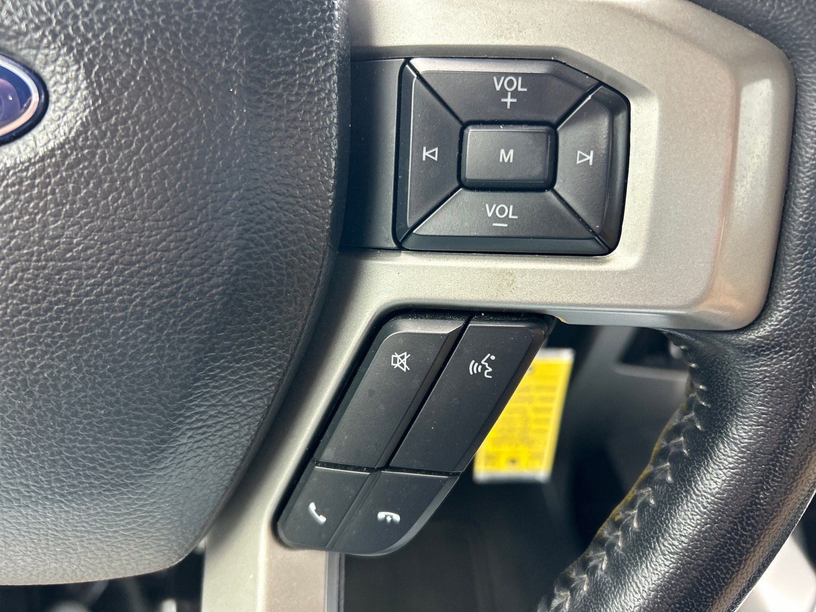 Certified 2022 Ford F350 Lariat w/ Lariat Value Package AWD/4WD image 24