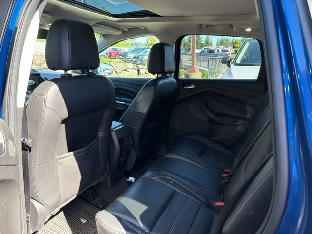Used 2017 Ford Escape Titanium w/ Equipment Group 301A AWD/4WD image 10
