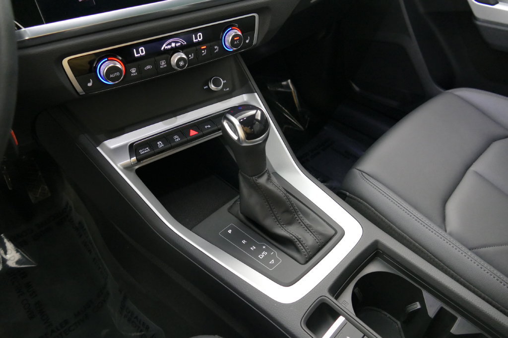 Used 2022 Audi Q3 2.0T Premium AWD/4WD image 19