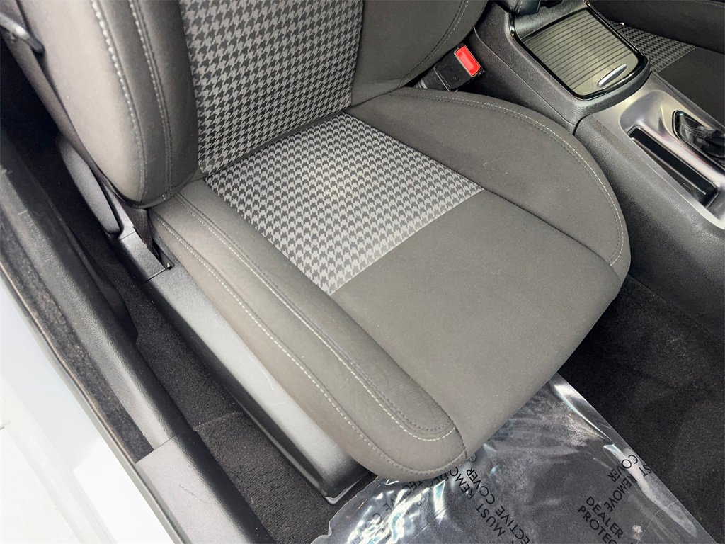 Used 2022 Dodge Charger R/T w/ Blacktop Package image 48