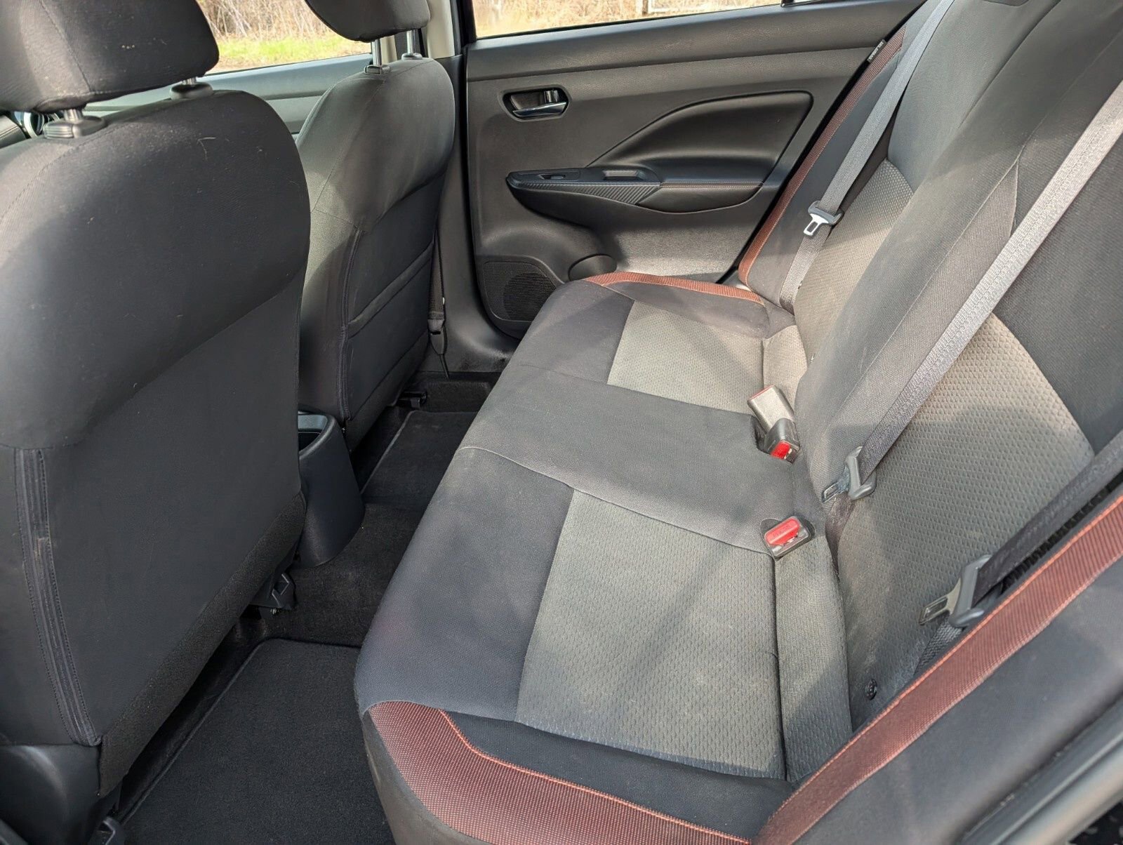 Used 2020 Nissan Versa SR w/ Convenience Package FWD image 17