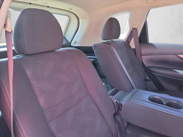 Used 2015 Nissan Rogue S FWD image 22