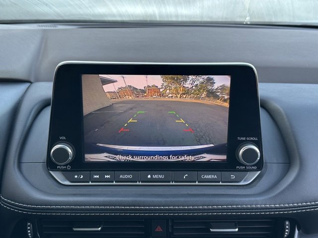 Used 2023 Nissan Rogue SV w/ SV Premium Package image 33