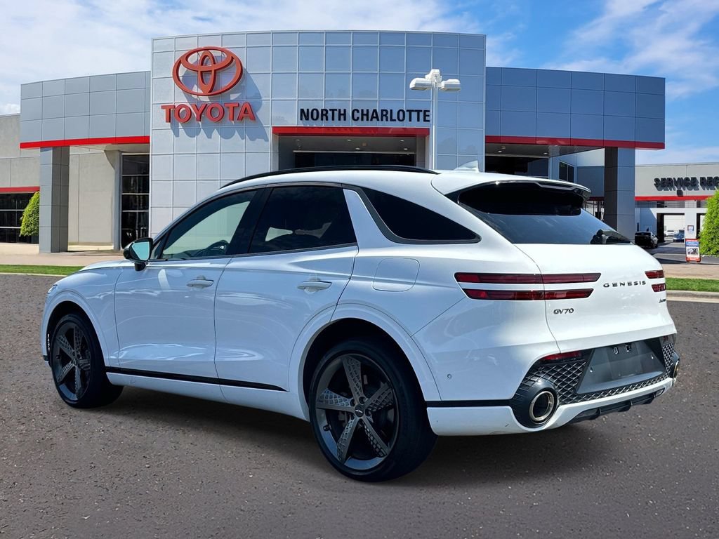 Used 2022 Genesis GV70 3.5T Sport w/ Sport Prestige Package AWD/4WD image 4
