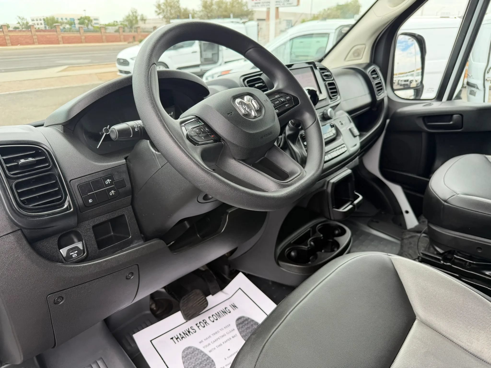 Used 2025 RAM ProMaster 2500 w/ Convenience Group FWD image 13