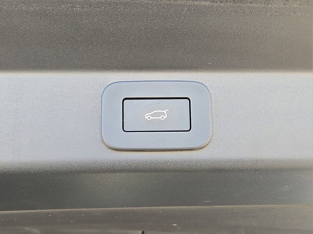 Used 2023 Land Rover Range Rover Sport SE Dynamic image 15