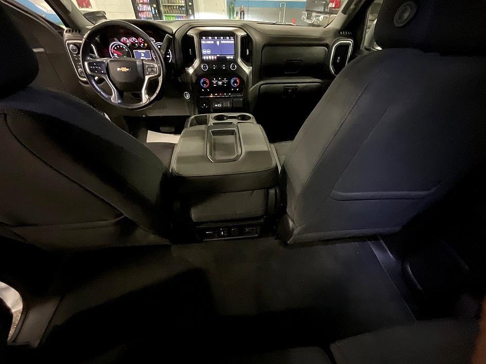 Used 2020 Chevrolet Silverado 1500 LT w/ All-Star Edition image 3