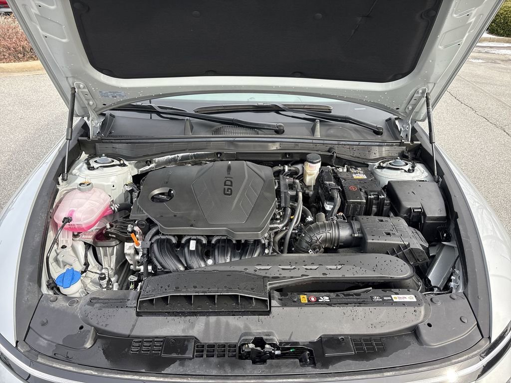 Used 2025 Hyundai Sonata SEL FWD image 29