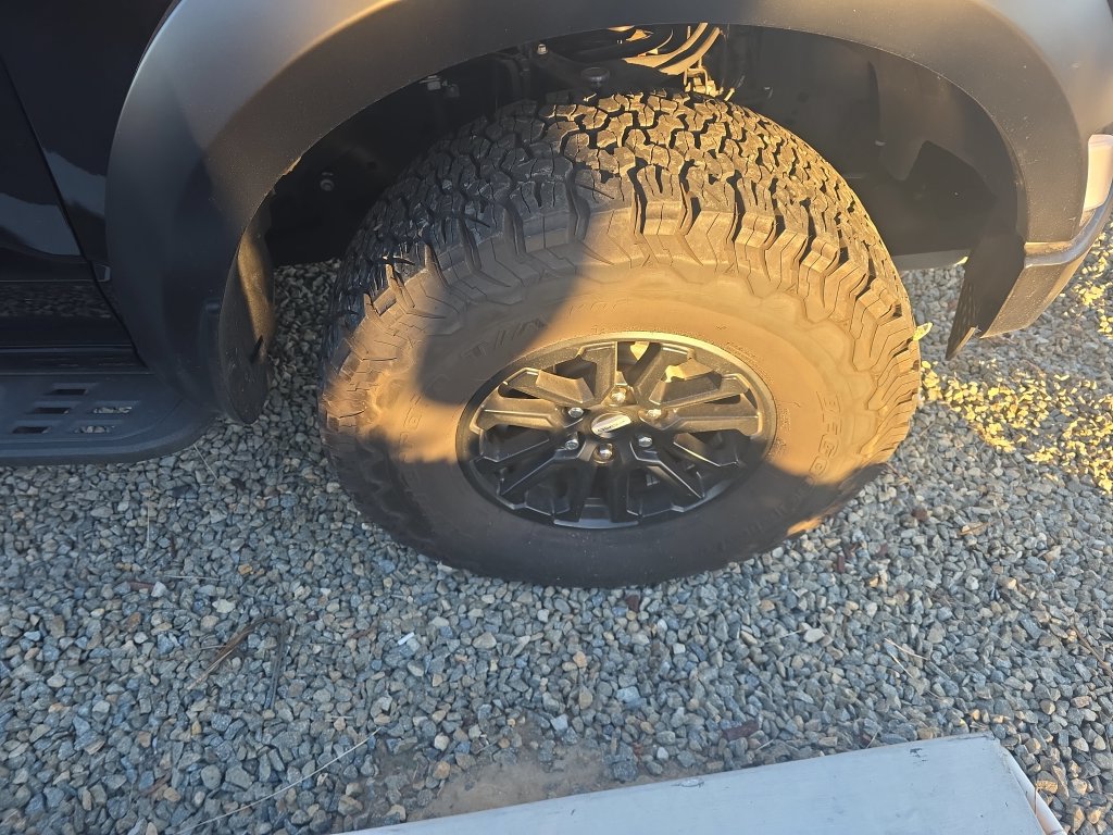 Used 2025 Ford F150 Raptor AWD/4WD image 7