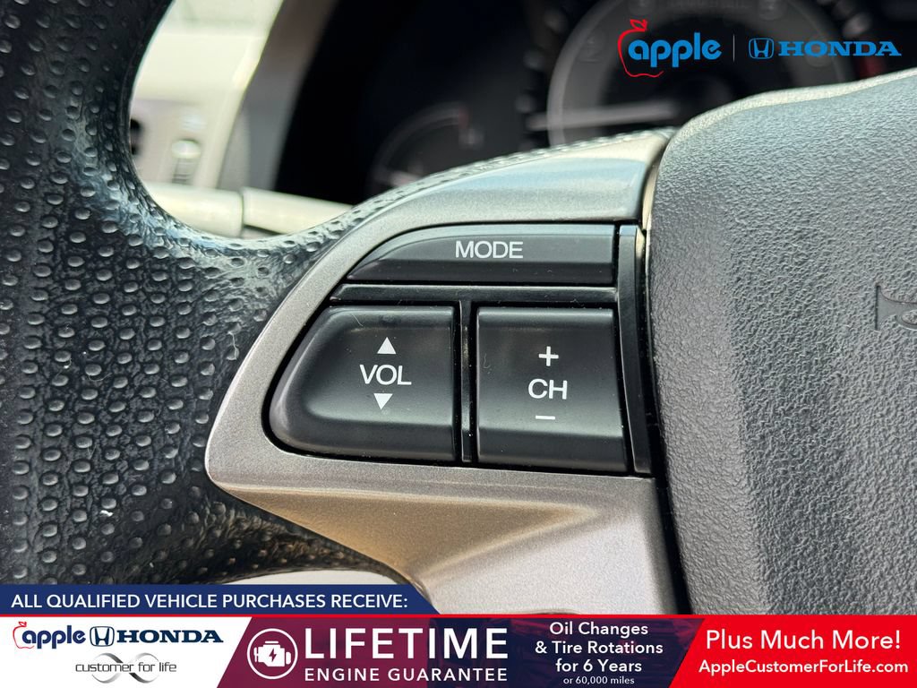 Used 2016 Honda Odyssey SE image 23