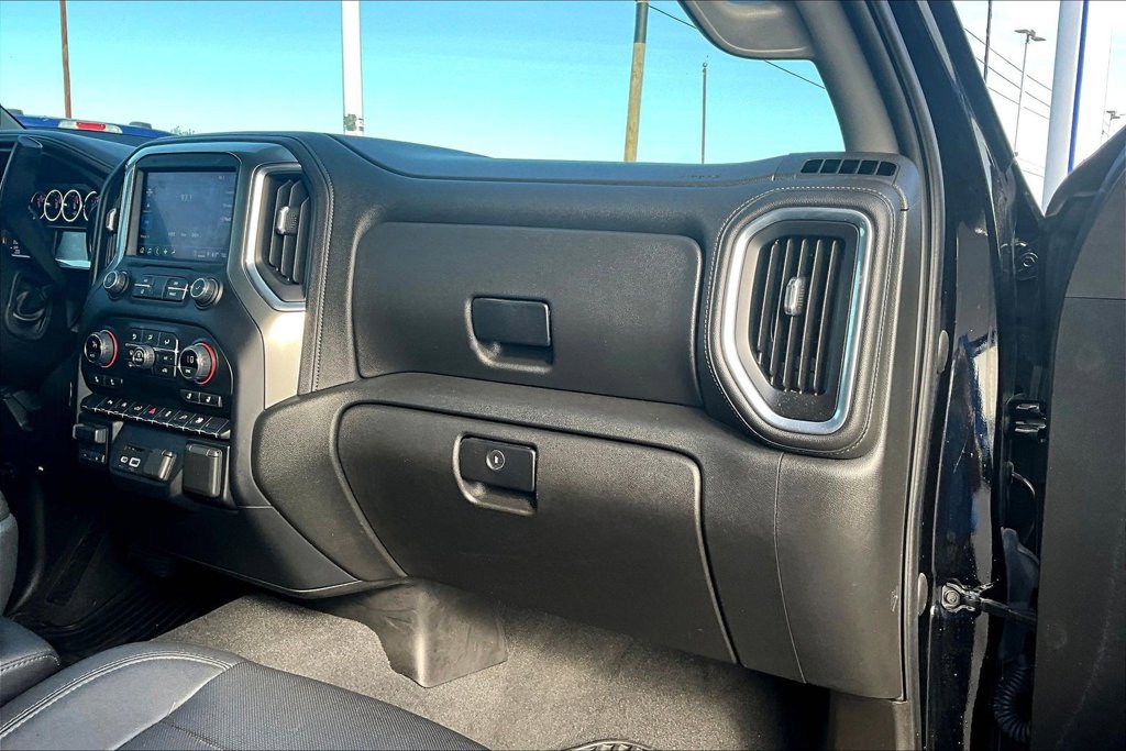 Used 2021 Chevrolet Silverado 1500 LTZ AWD/4WD image 16