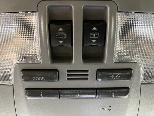 Used 2016 Toyota Highlander Limited image 20