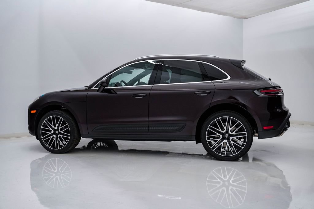 New 2026 Porsche Macan AWD/4WD image 2