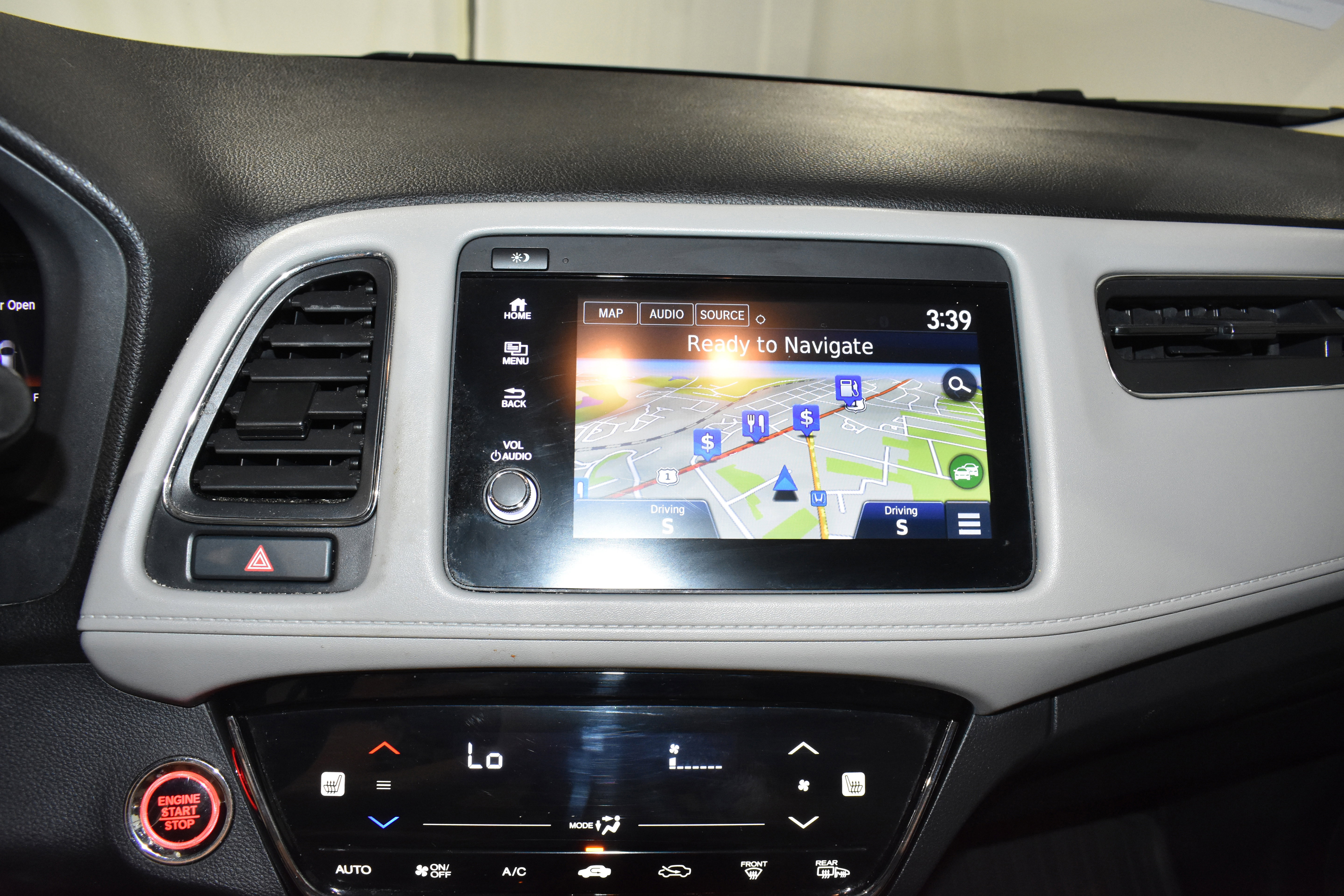 Used 2019 Honda HR-V Touring image 19