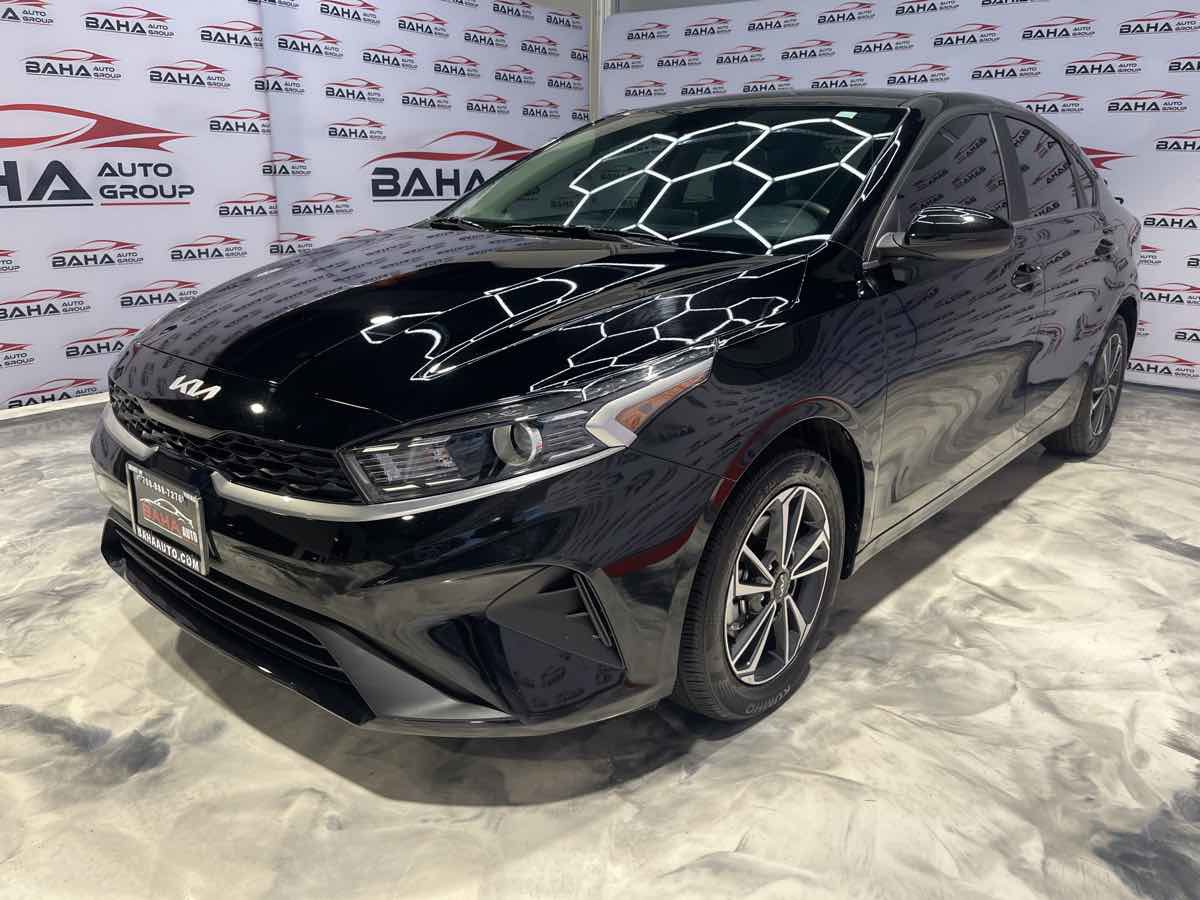 Used 2024 Kia Forte LXS image 2