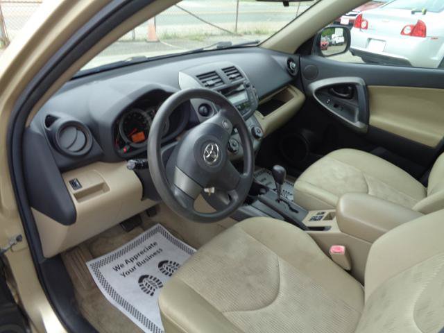 Used 2010 Toyota RAV4 4WD image 13