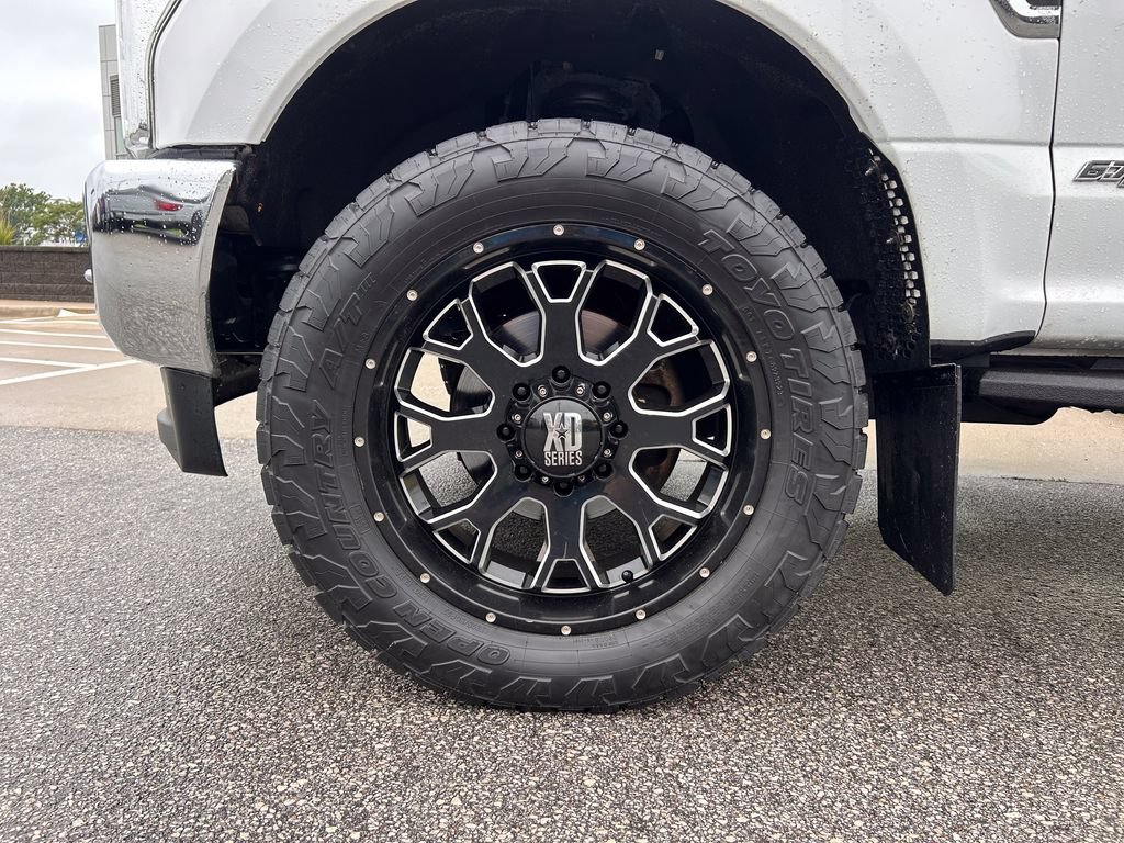 Used 2019 Ford F250 XLT w/ XLT Premium Package AWD/4WD image 36