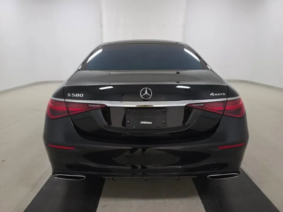 Used 2021 Mercedes-Benz S 580 4MATIC Sedan w/ AMG Line image 5