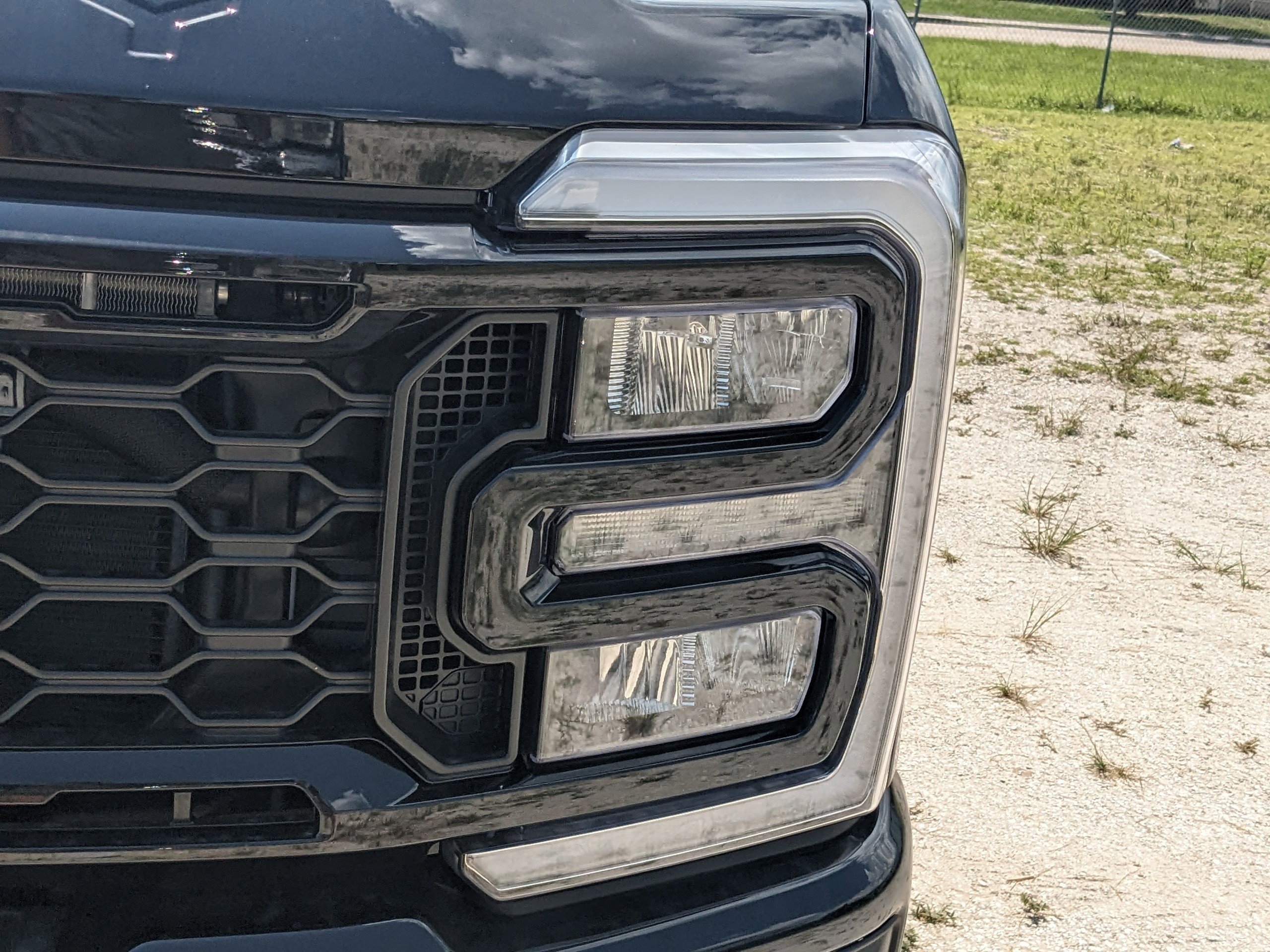 New 2025 Ford F250 Lariat w/ Lariat Ultimate Package image 10