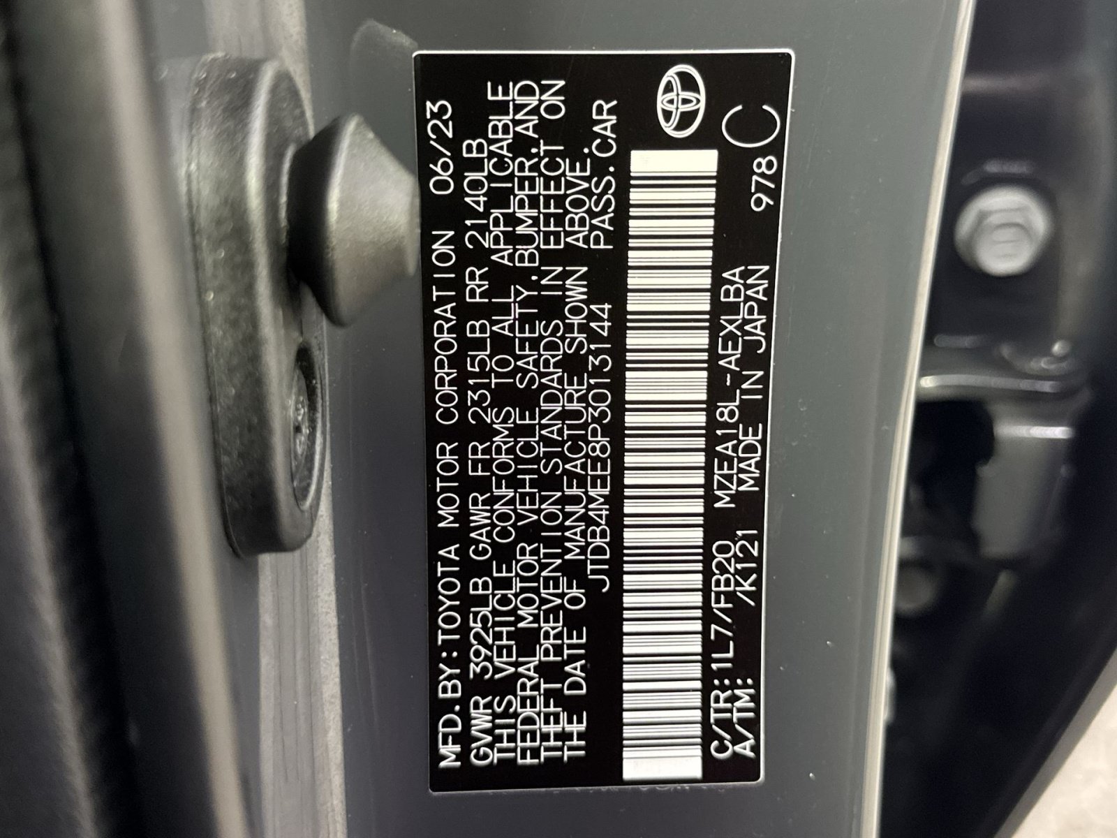 Used 2023 Toyota Corolla LE w/ Carpet Mat Package (TMS) FWD image 41