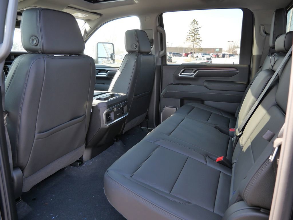 New 2026 GMC Sierra 3500 Denali w/ Denali Reserve Package image 30