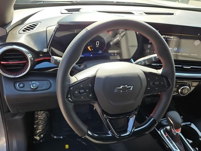 New 2026 Chevrolet Trax RS w/ Sunroof Package FWD image 11