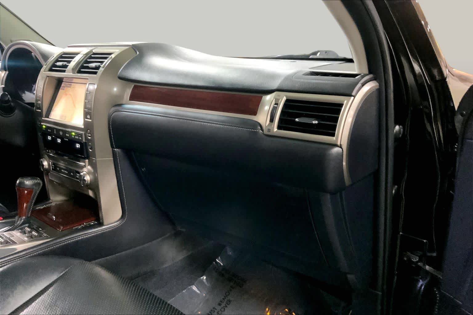 Used 2014 Lexus GX 460 Luxury AWD/4WD image 37