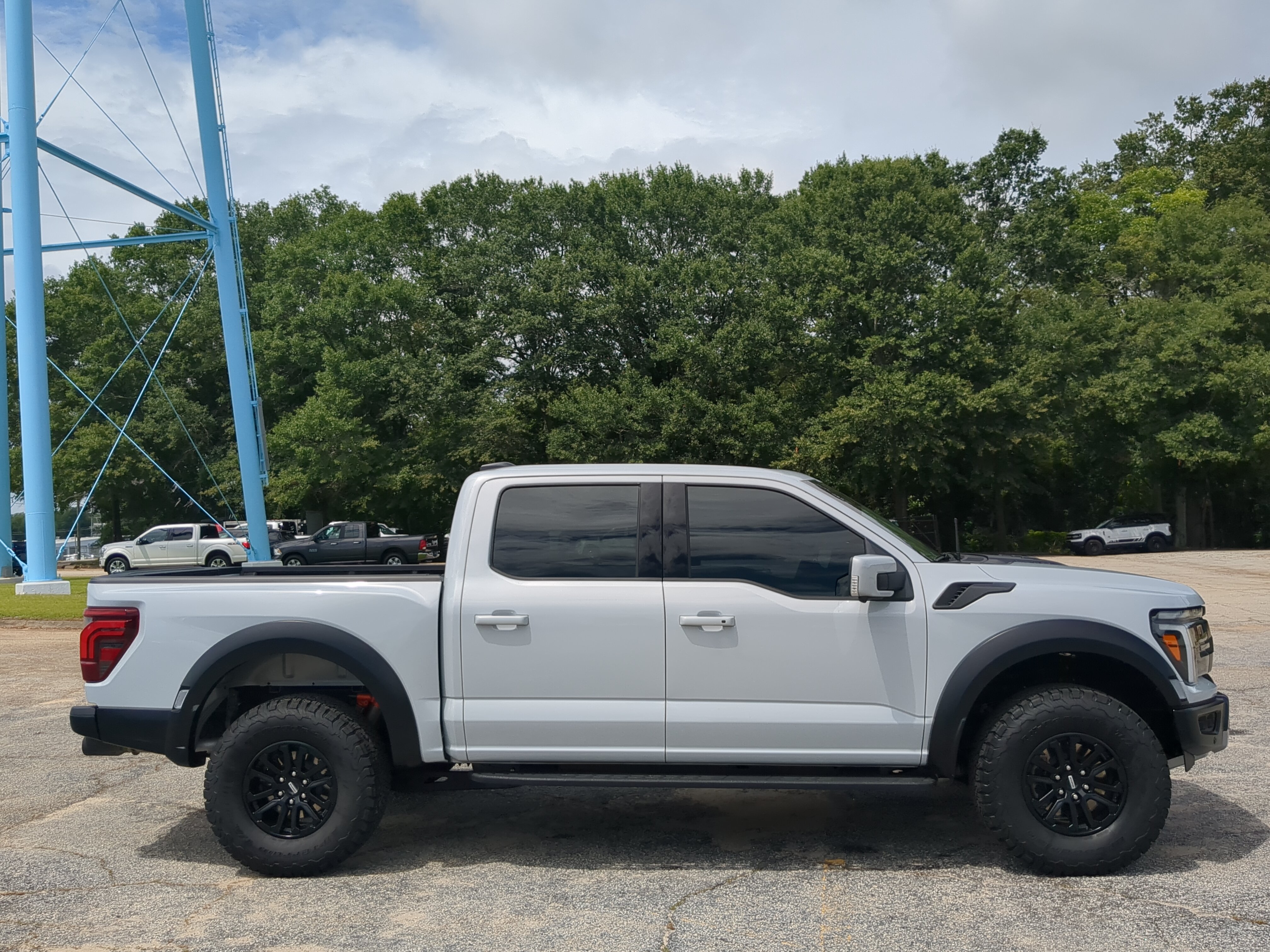 Certified 2025 Ford F150 Raptor AWD/4WD video 2