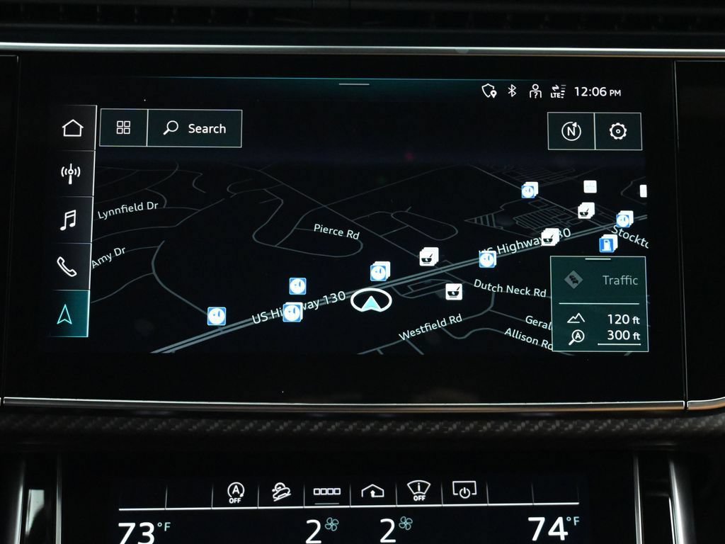 Used 2022 Audi RS Q8 w/ Luxury Package AWD/4WD image 29