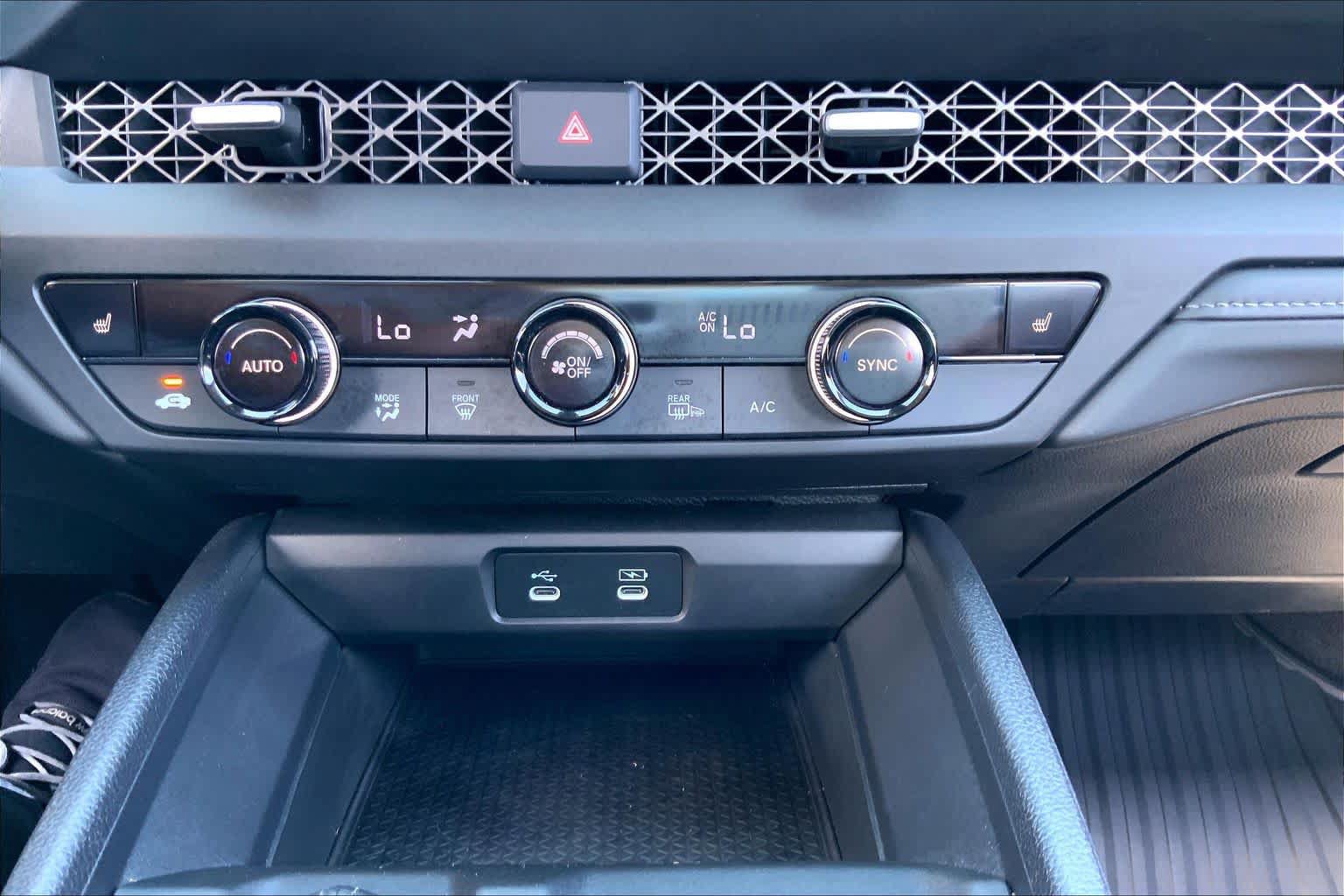 Used 2025 Honda Accord SE image 34