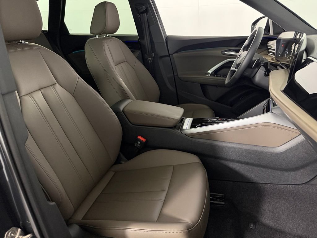 Used 2025 Audi Q5 Premium Plus AWD/4WD image 35