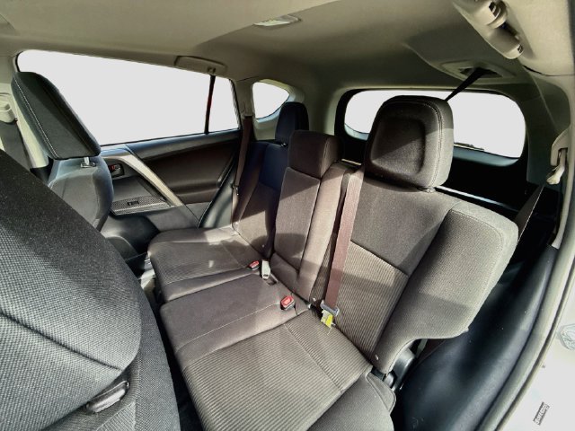 Used 2013 Toyota RAV4 XLE AWD/4WD image 21