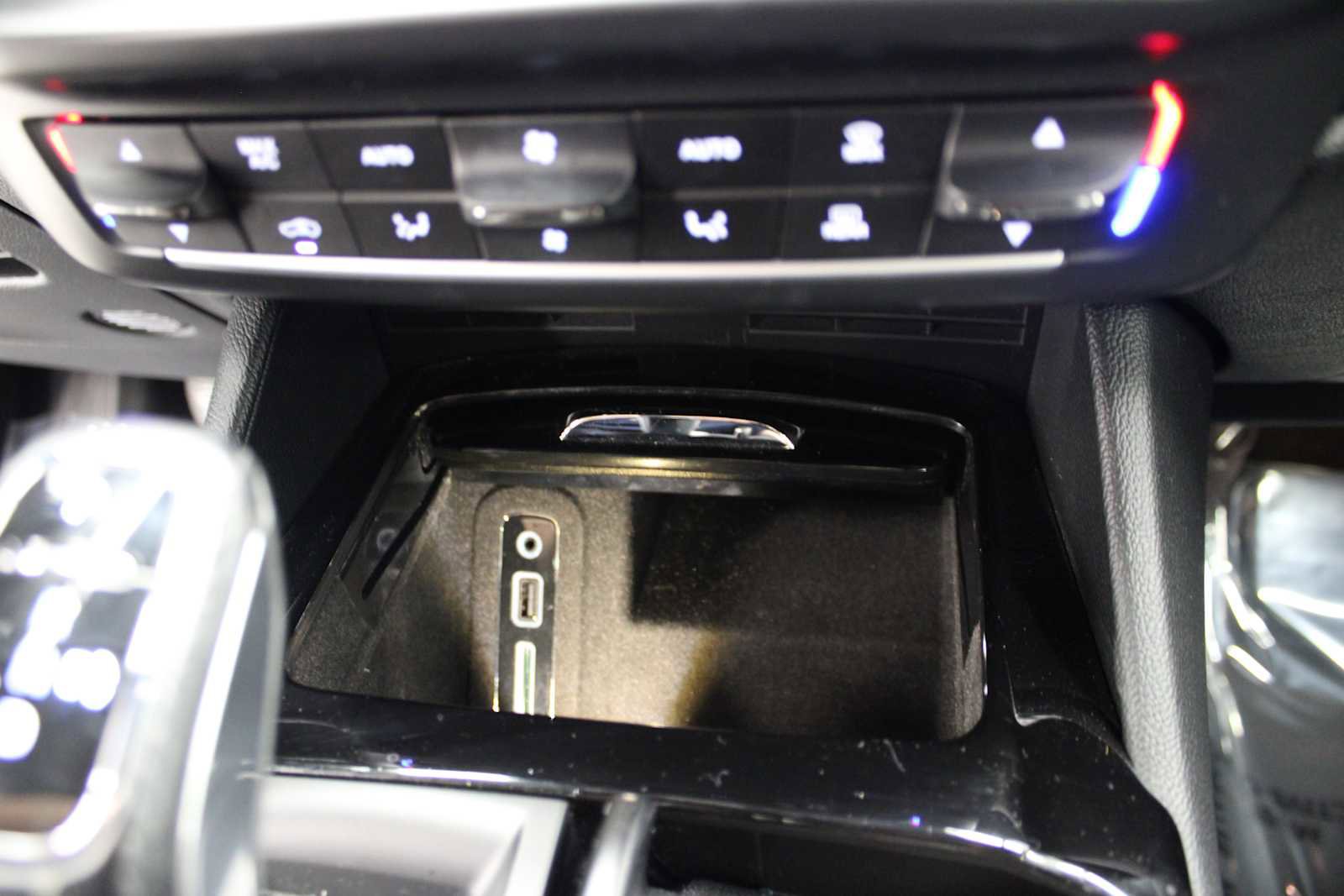 Used 2021 Maserati Levante image 32