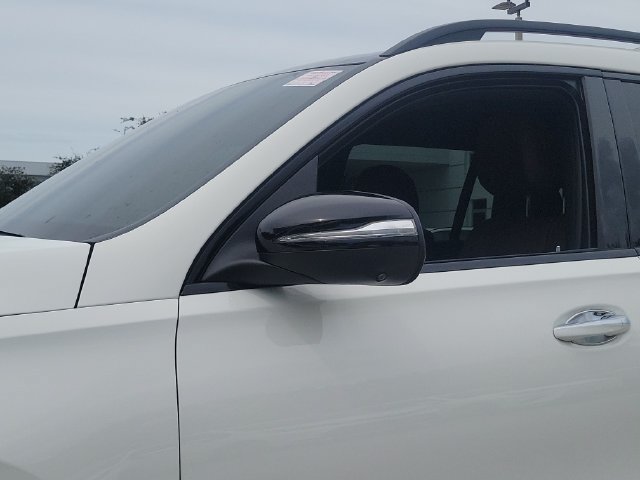 Used 2025 Mercedes-Benz GLS 450 4MATIC image 6