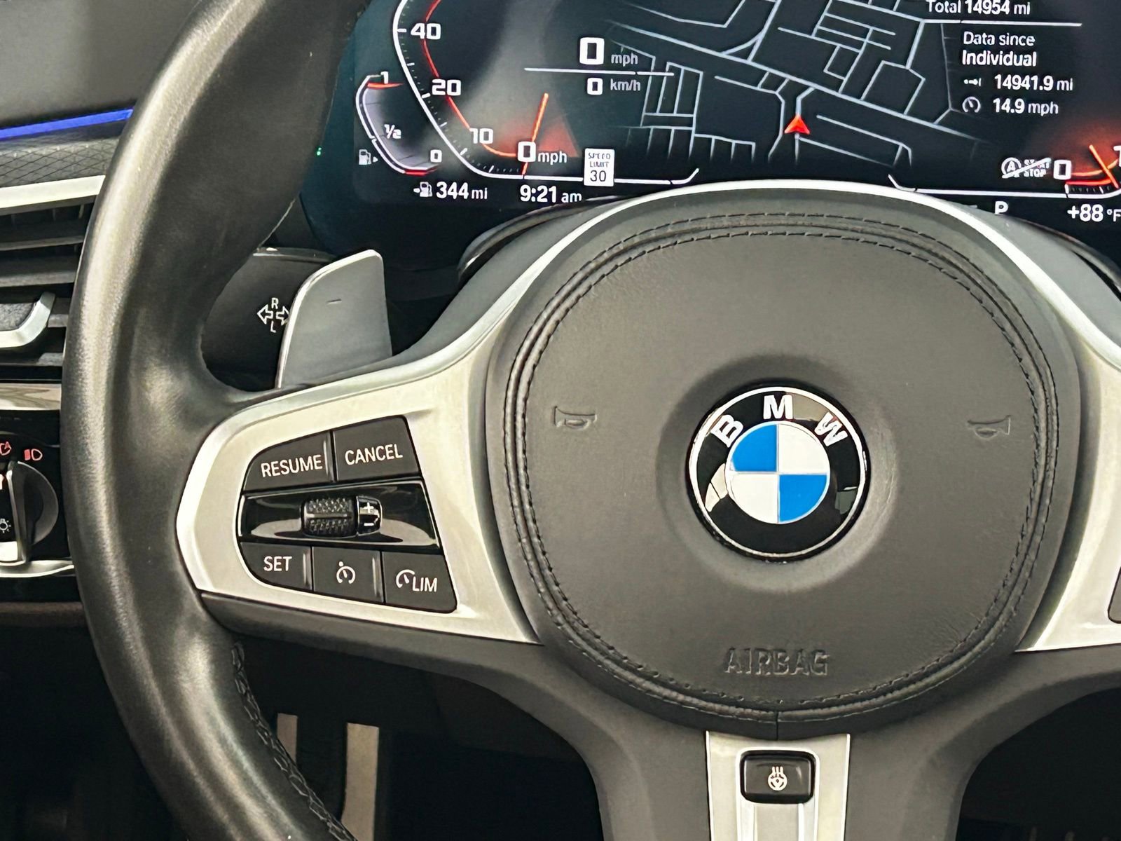 Used 2023 BMW M550i xDrive w/ Executive Package AWD/4WD image 11