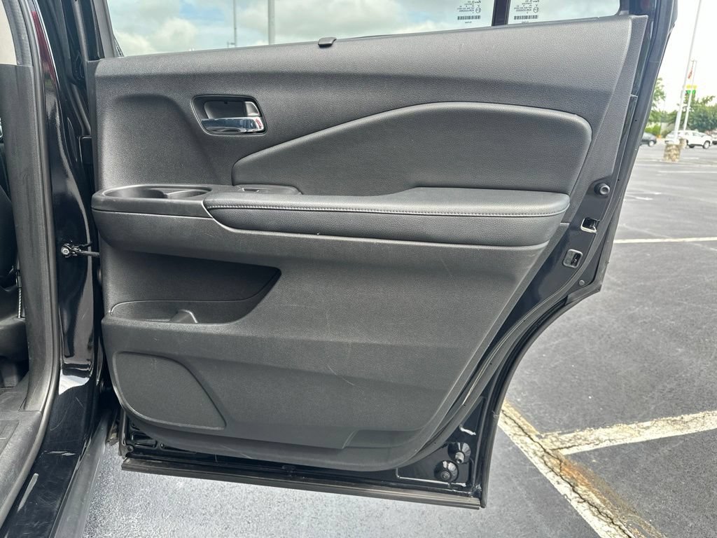 Used 2019 Honda Pilot EX-L image 11