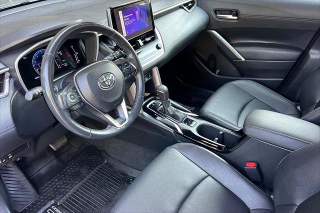 Certified 2023 Toyota Corolla Cross XLE w/ Convenience Package FWD image 11
